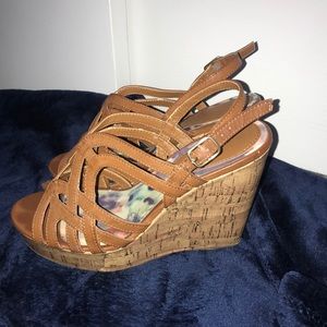 Brown Wedges